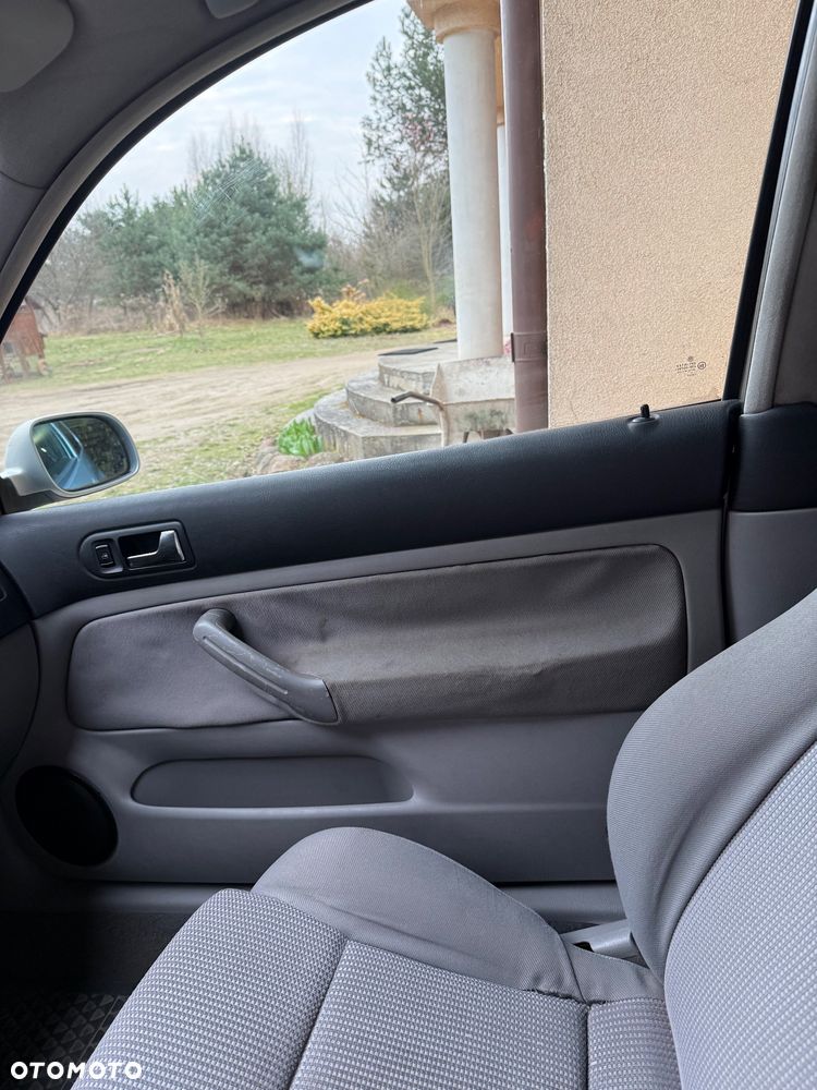 Volkswagen Golf - 19