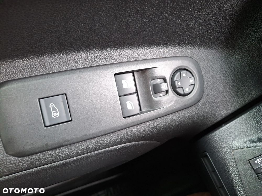 Opel Combo 2025 r 1.2 Pure Tech 110 KM Salon PL - 30