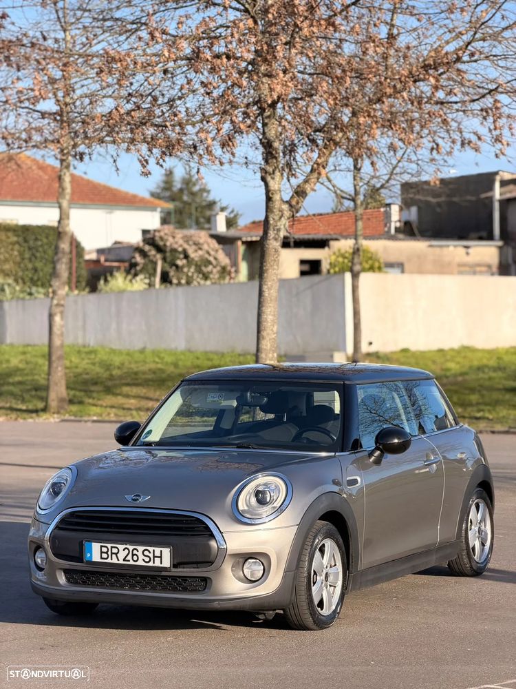 MINI 3 Portas One - 17
