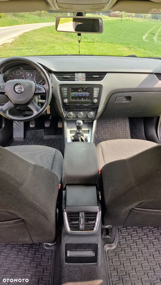Skoda Octavia 1.4 TSI Ambition - 11