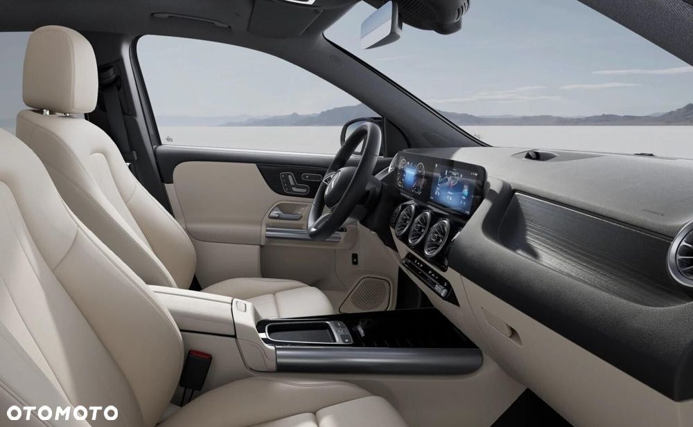 Mercedes-Benz GLA - 6