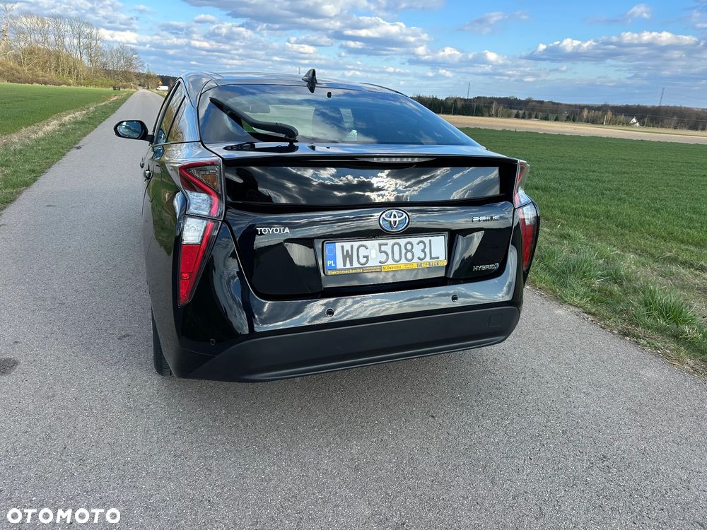 Toyota Prius 1.8 Hybrid Prestige - 4