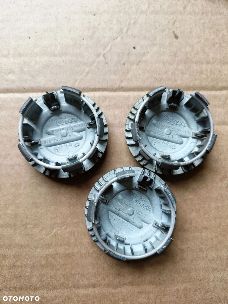 . Adam kapsel dekiel felgi Corsa D Opel - 2