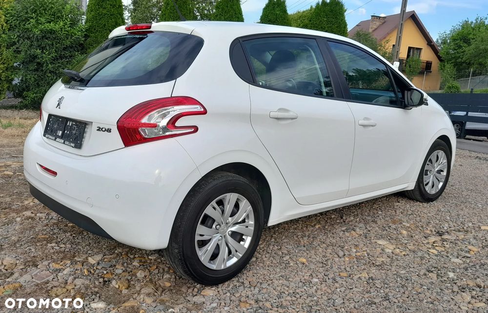 Peugeot 208 - 28