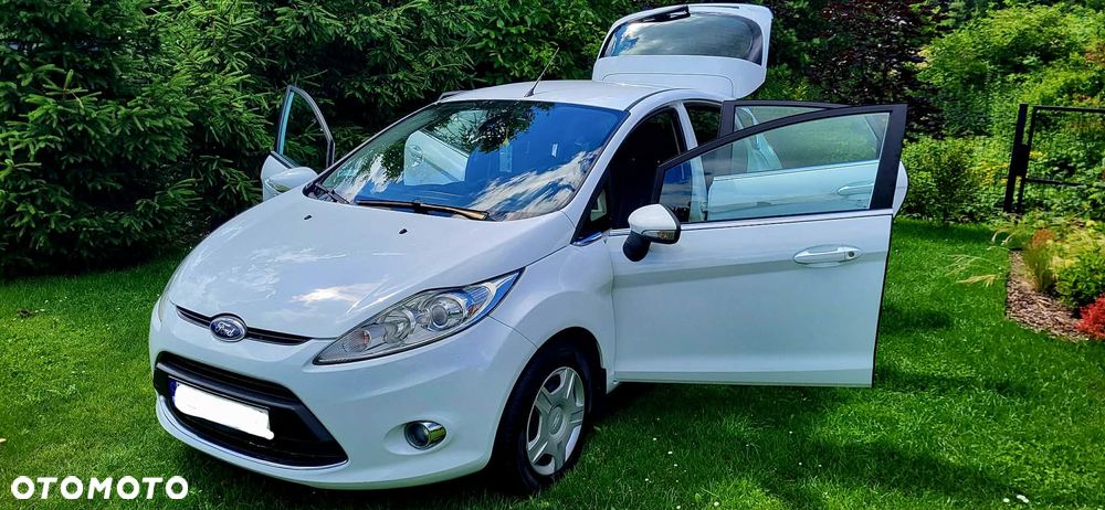 Ford Fiesta 1.25 Titanium EU5 - 1