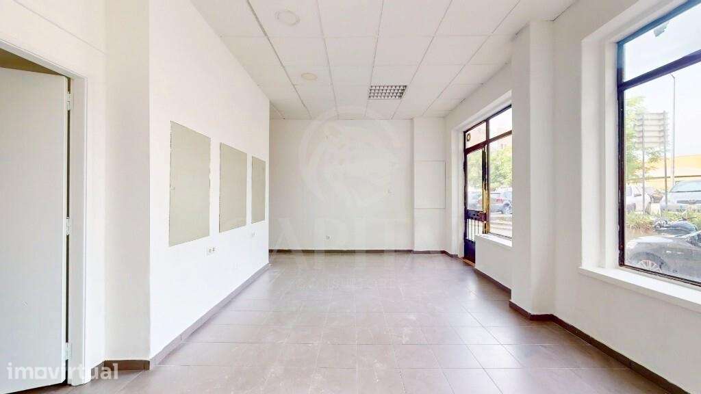 Loja de 2 Pisos nas Patameiras – Odivelas - Grande imagem: 2/23
