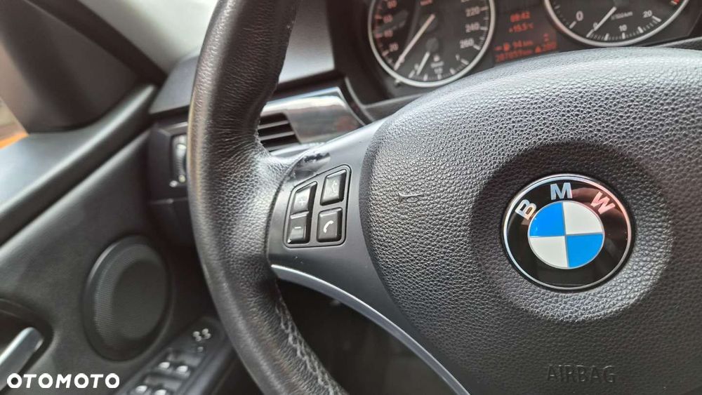 BMW Seria 3 - 19