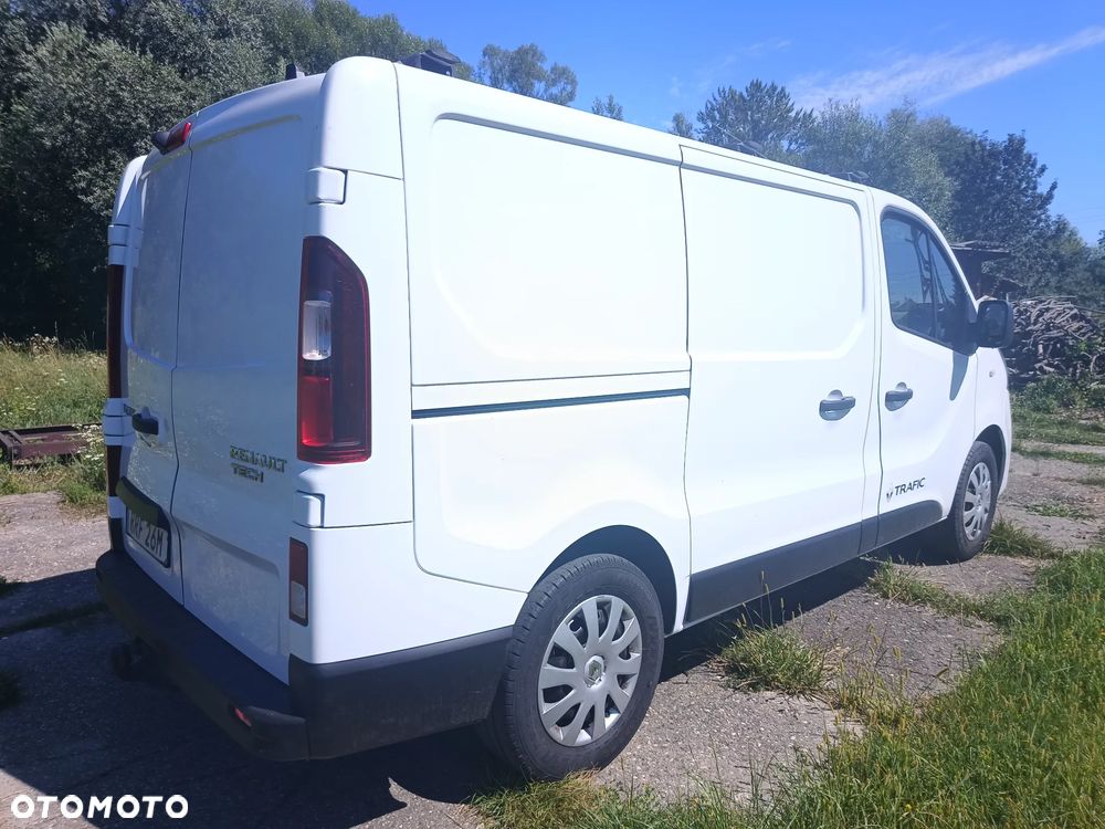 Renault Trafic L1H1 1.6 diesel 145kM, manual, 2019 rok BAGAŻNIK DACHOWY THULE, KAMERA COFANIA, HAK, CZUJNIKI PARKOWANIA, ORGINALNY PRZEBIEG! - 10