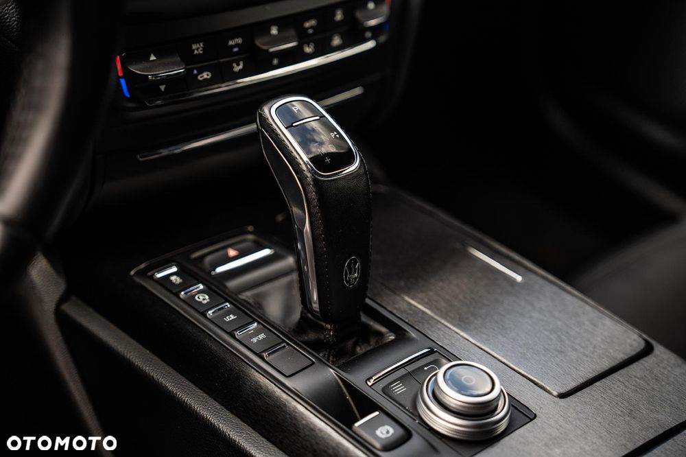 Maserati Ghibli S Q4 - 11