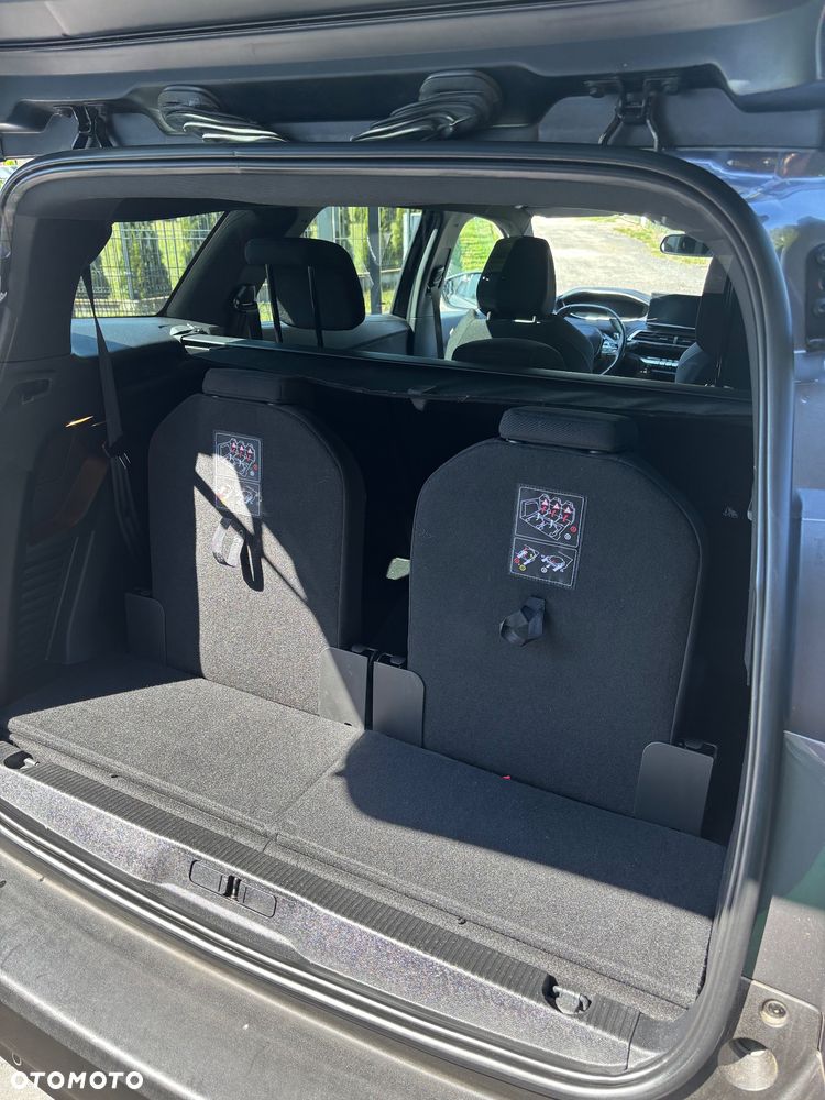 Peugeot 5008 1.2 PureTech Active Pack S&S EAT8 - 11