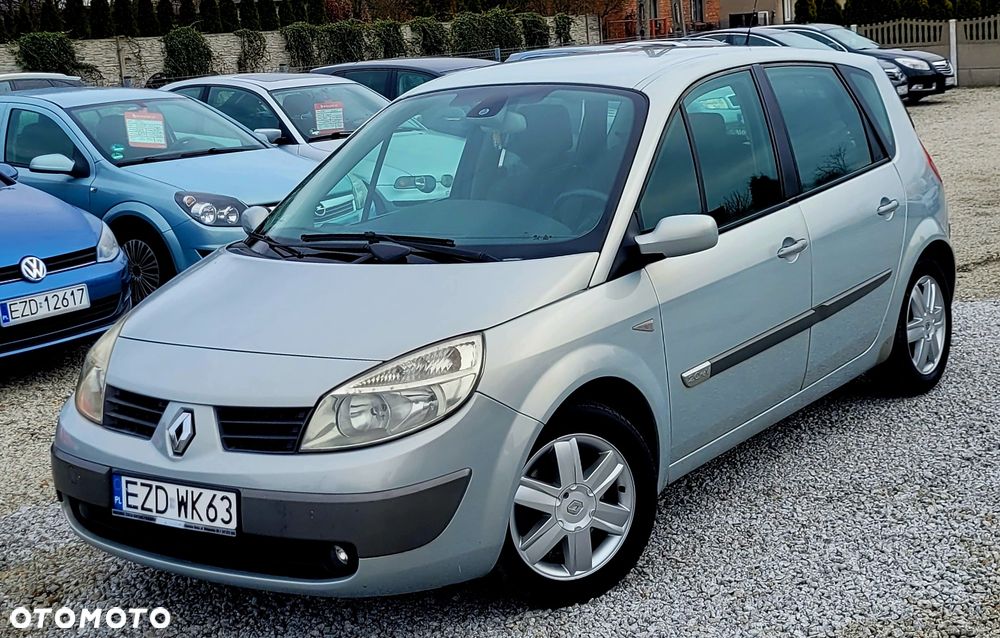 Renault Scenic - 1