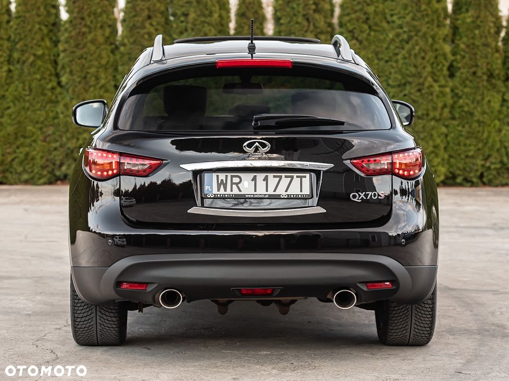 Infiniti Q70 3.0d S Premium - 6