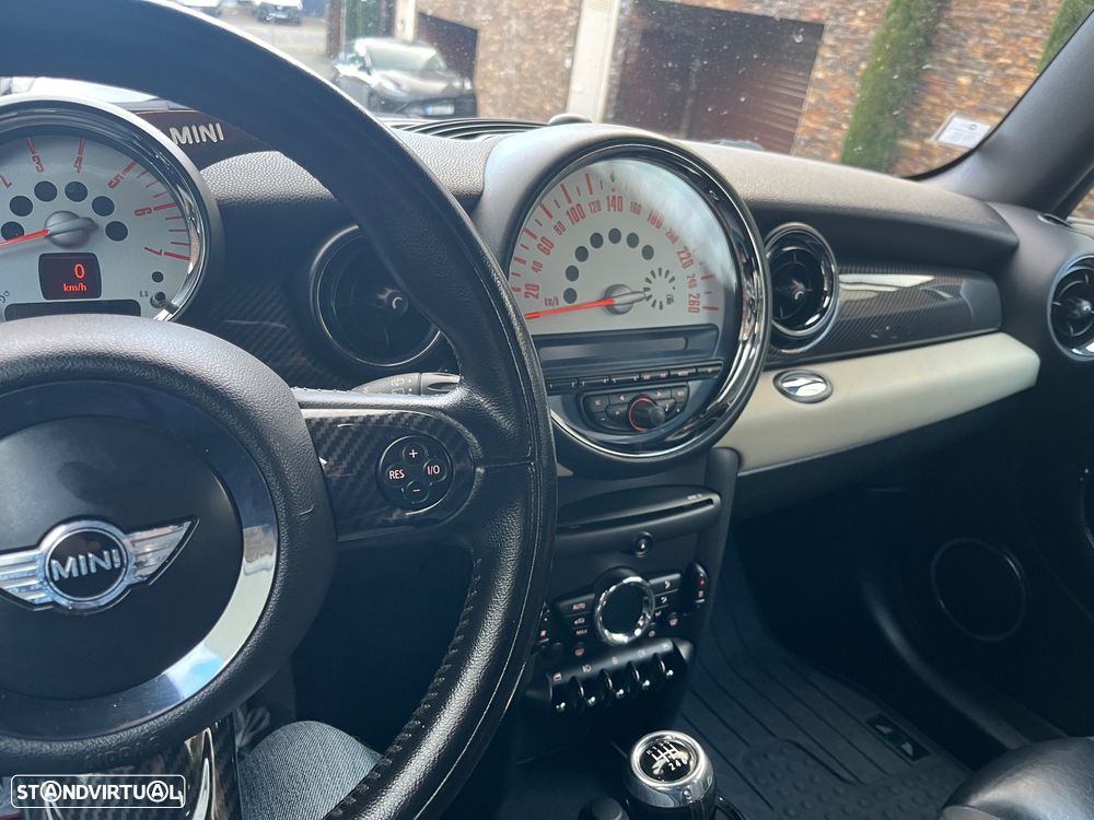 MINI 3 Portas Cooper D - 8