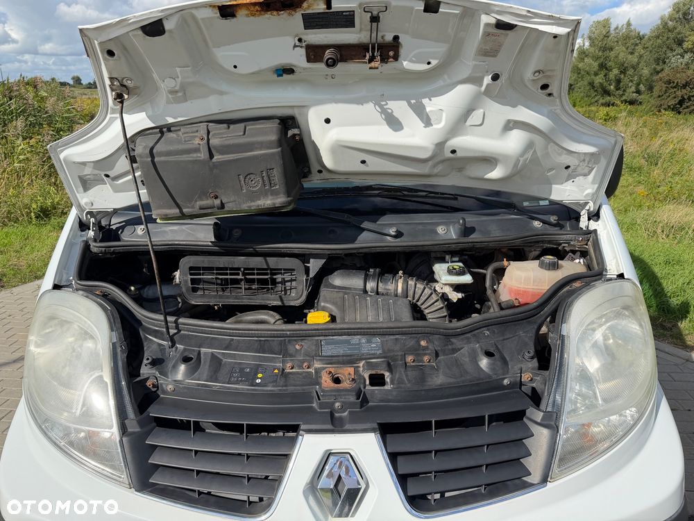 Renault TRAFIC - 15