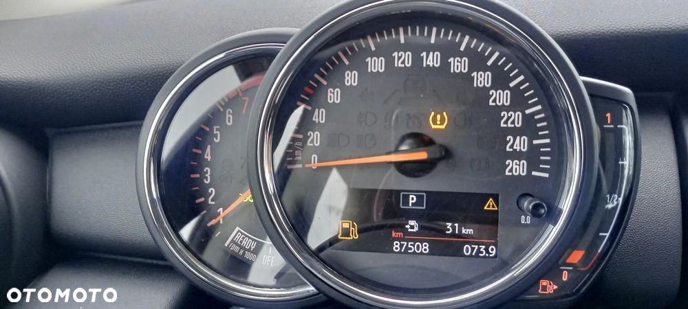 MINI ONE Essential Trim - 22