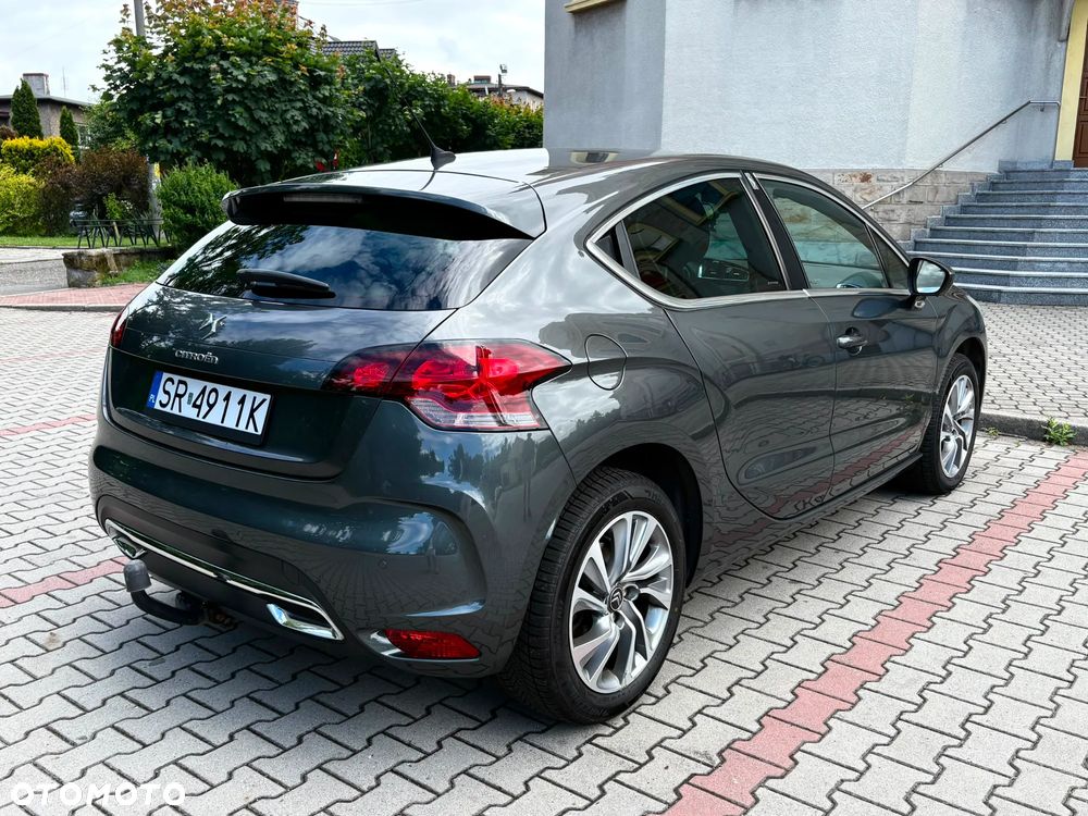 Citroën DS4 e-HDi 115 ETG6 SoChic - 10
