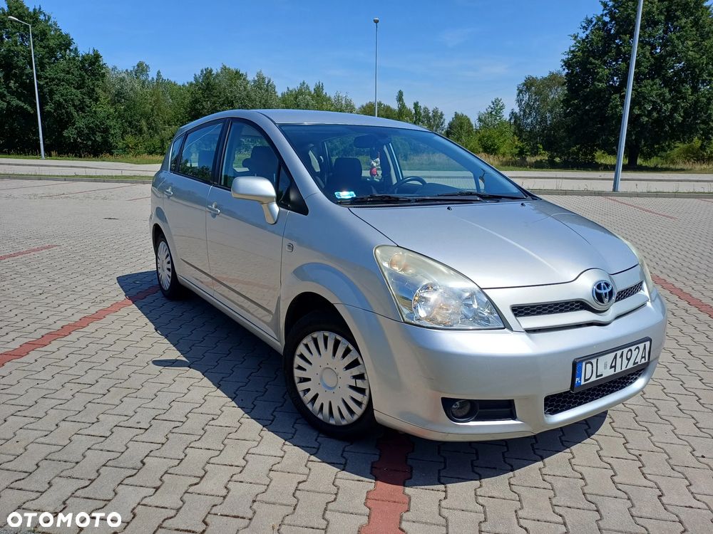 Toyota Corolla Verso 1.8 Sol 7os - 1