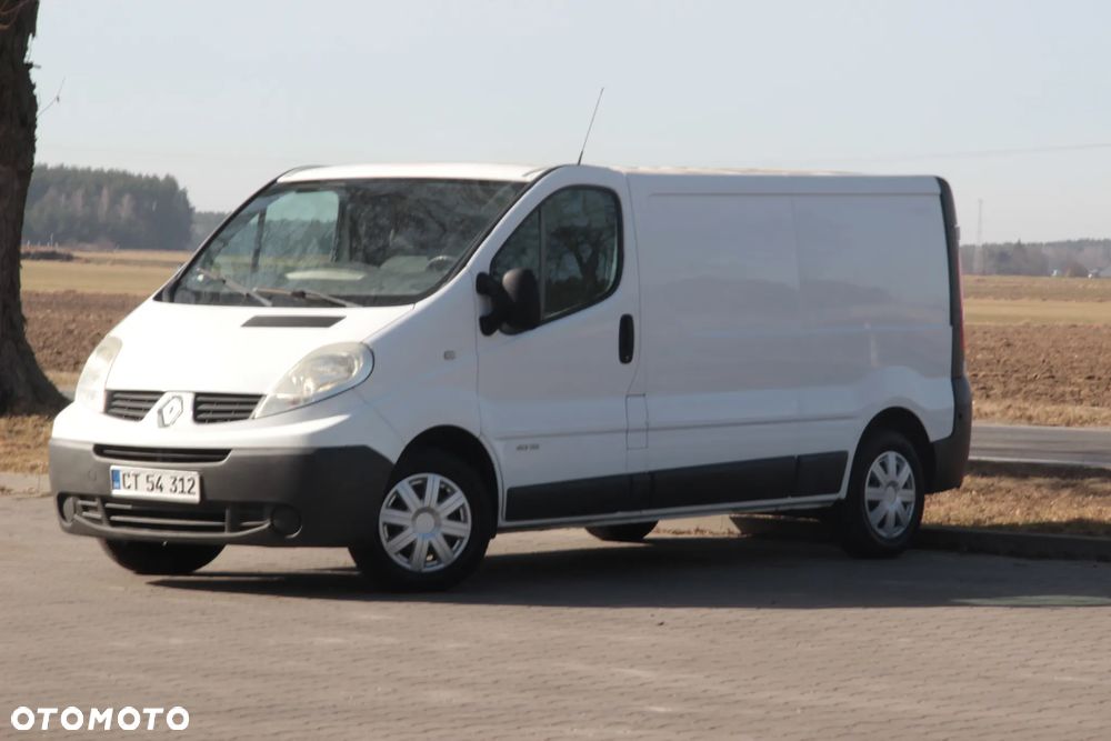 Renault Trafic LONG - 9