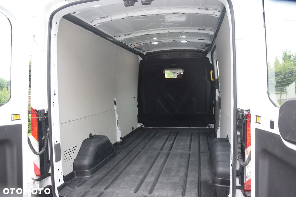Ford Transit - 3