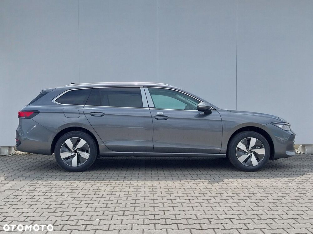 Volkswagen Passat Variant 2.0 TSI Business Plus DSG - 4