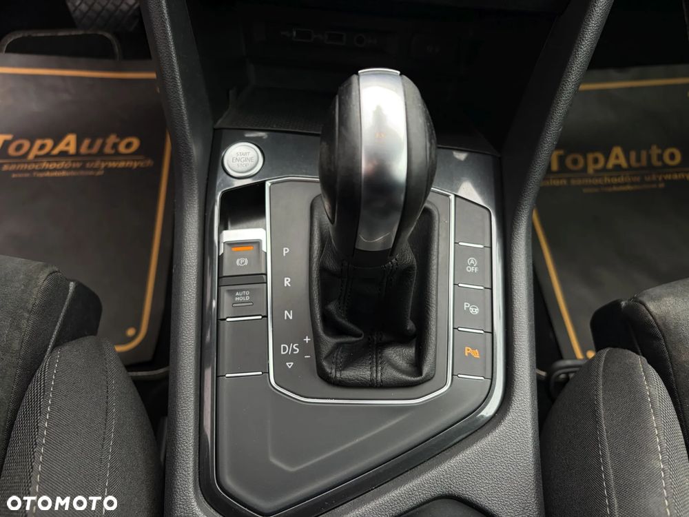 Volkswagen Tiguan - 32