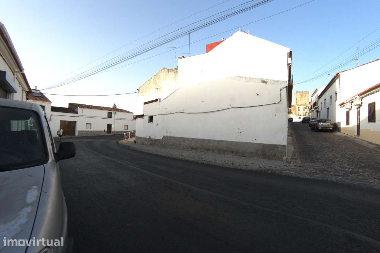 Moradia Térrea com terraço em Moura - Grande imagem: 2/13