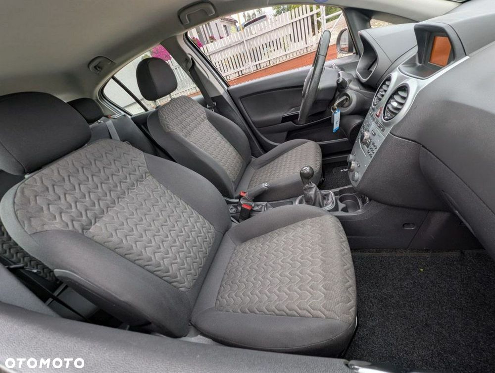 Opel Corsa - 4