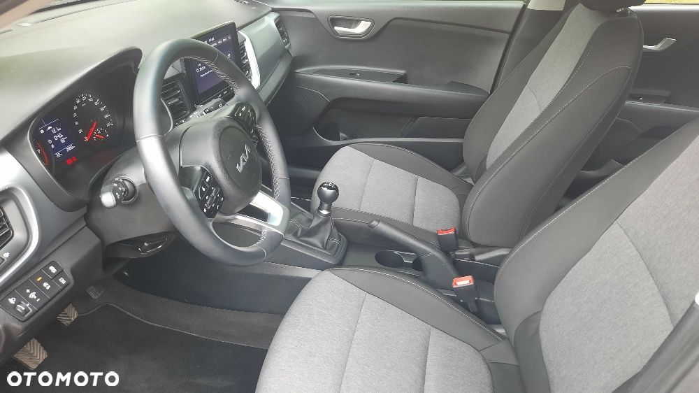 Kia Stonic 1.2 L Business Line - 9