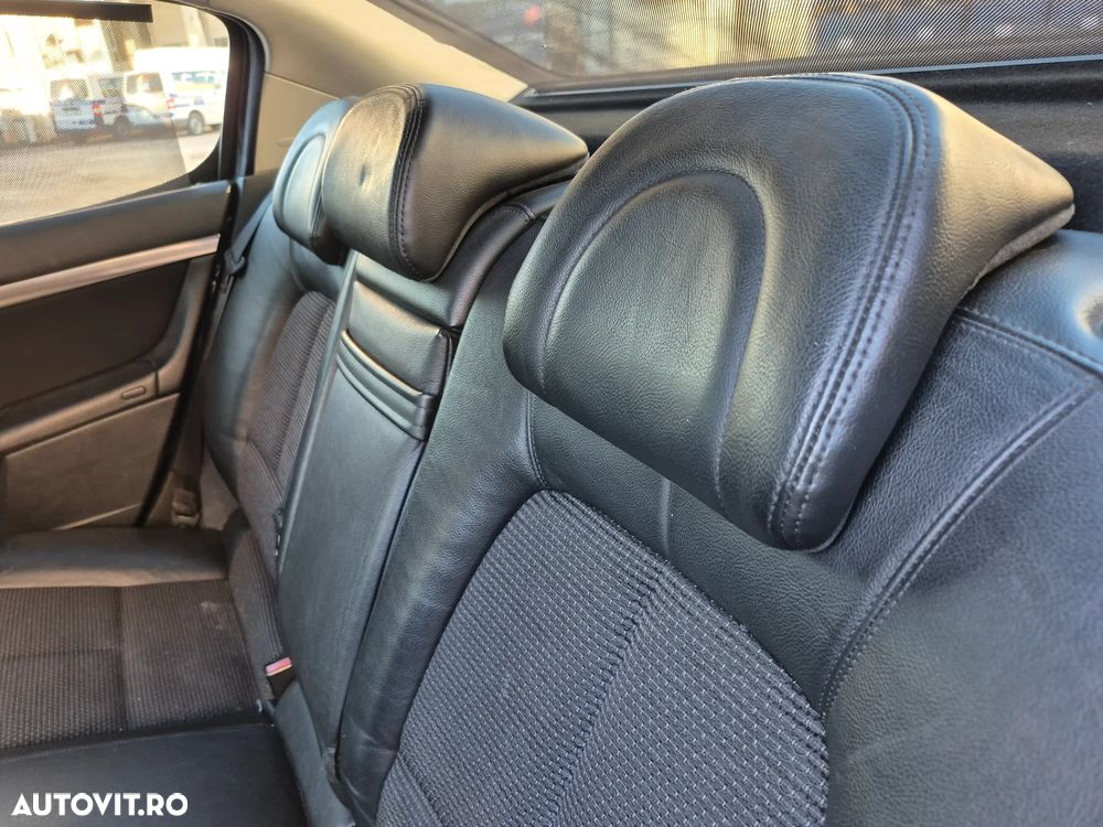 Peugeot 407 HDi 165 Automatik Platinum - 35