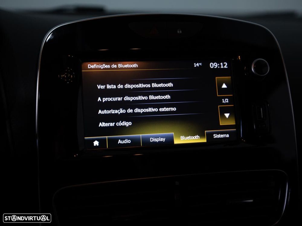 Renault Clio Sport Tourer - 18
