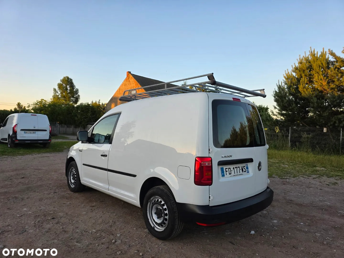 Volkswagen Caddy - 4