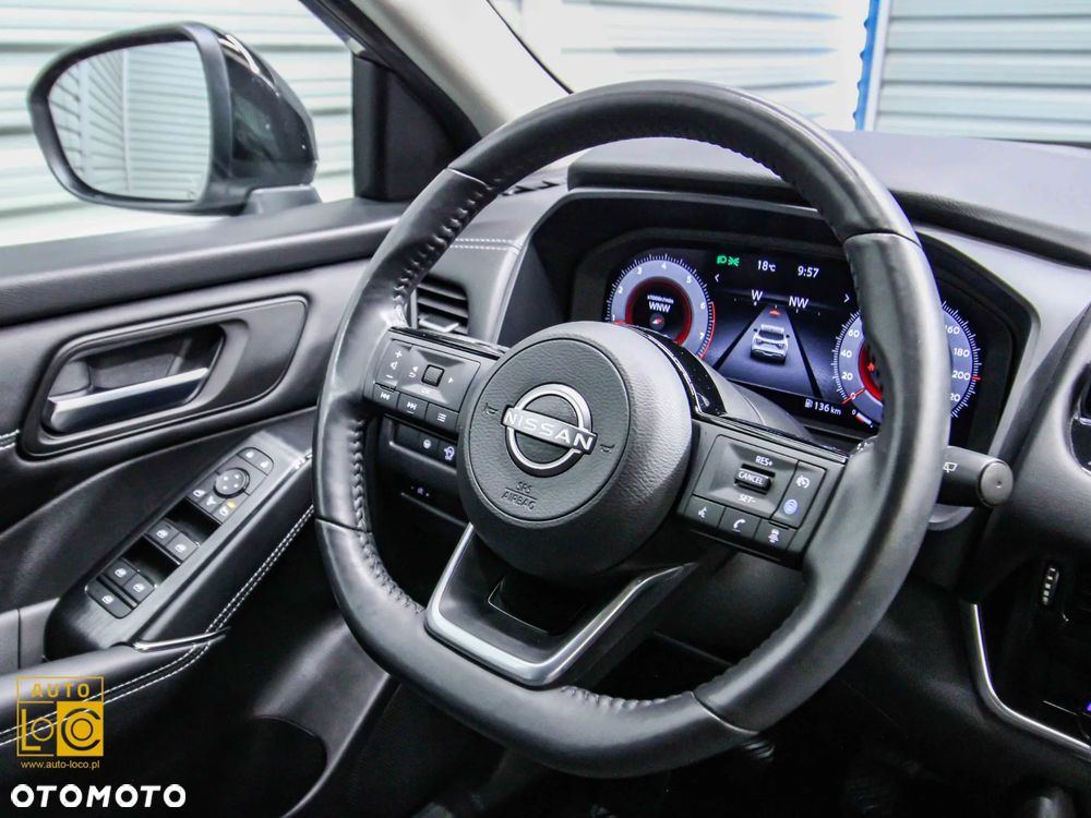 Nissan Qashqai 1.3 DIG-T N-Connecta - 29