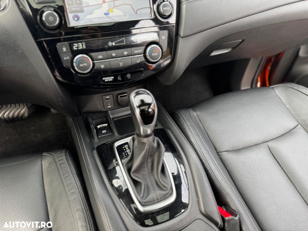 Nissan X-Trail 2.0 dCi Xtronic Tekna - 25