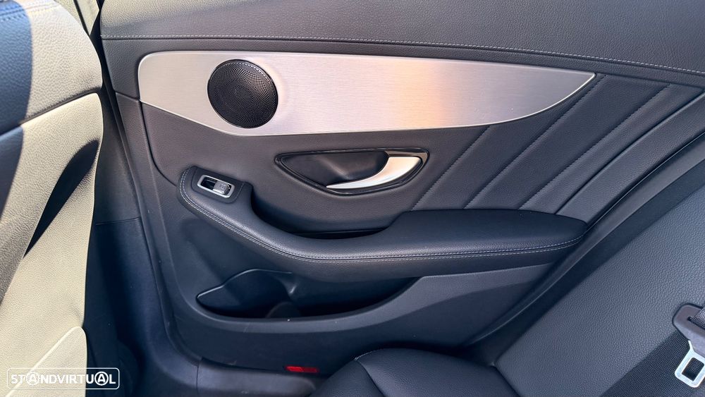 Mercedes-Benz C 300 - 33