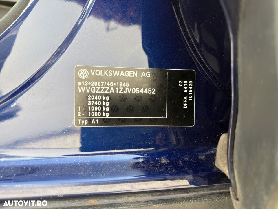 Volkswagen T-Roc - 21