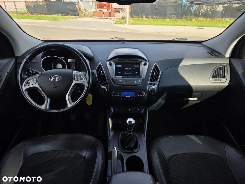 Hyundai ix35 1.6 2WD blue Style - 11