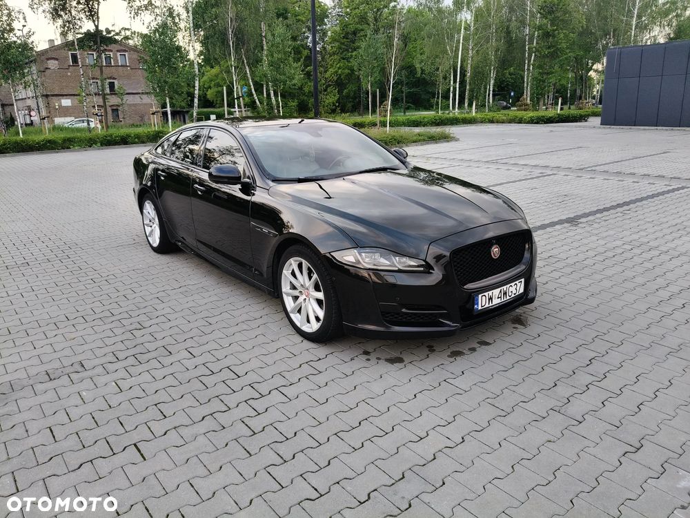 Jaguar XJ 3.0 D V6 R-Sport - 14