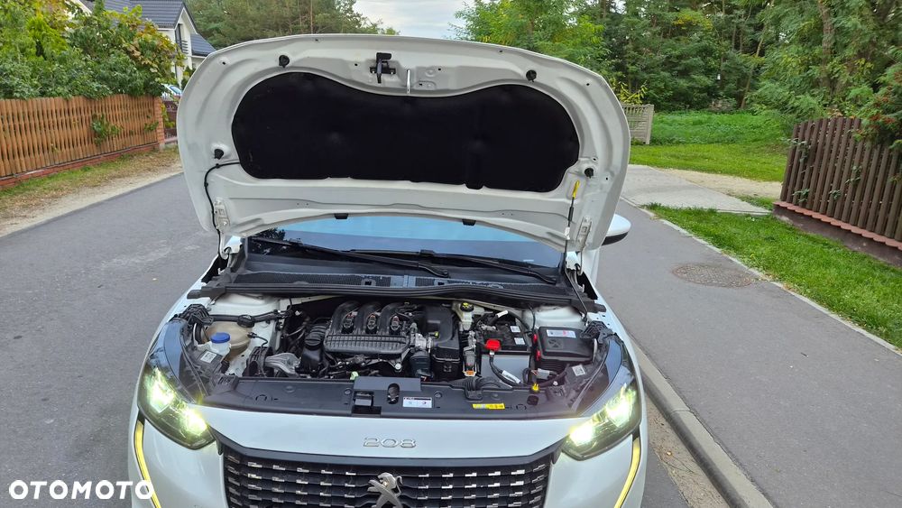 Peugeot 208 - 10