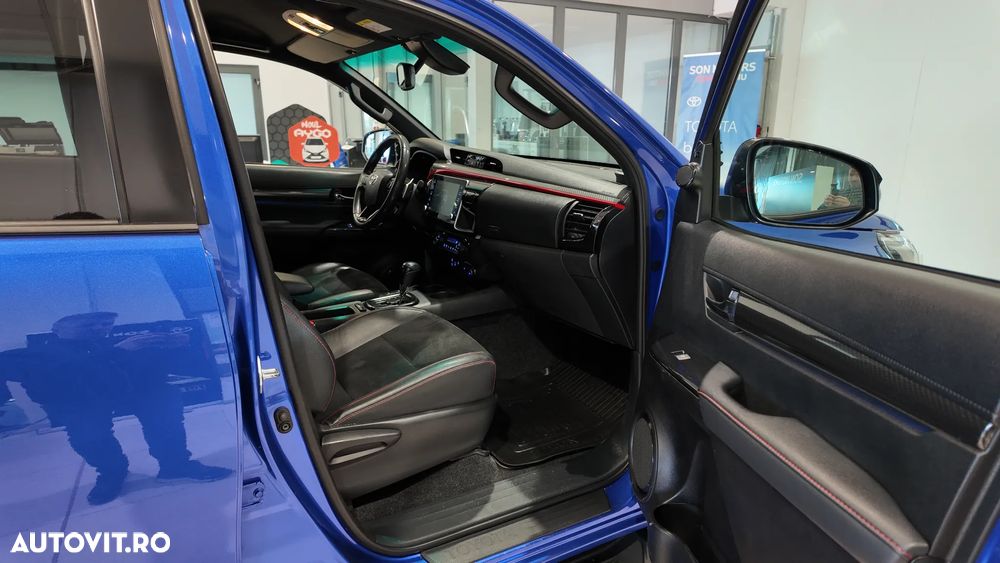 Toyota Hilux 2.8D 204CP 4x4 Double Cab AT GR Sport II - 14