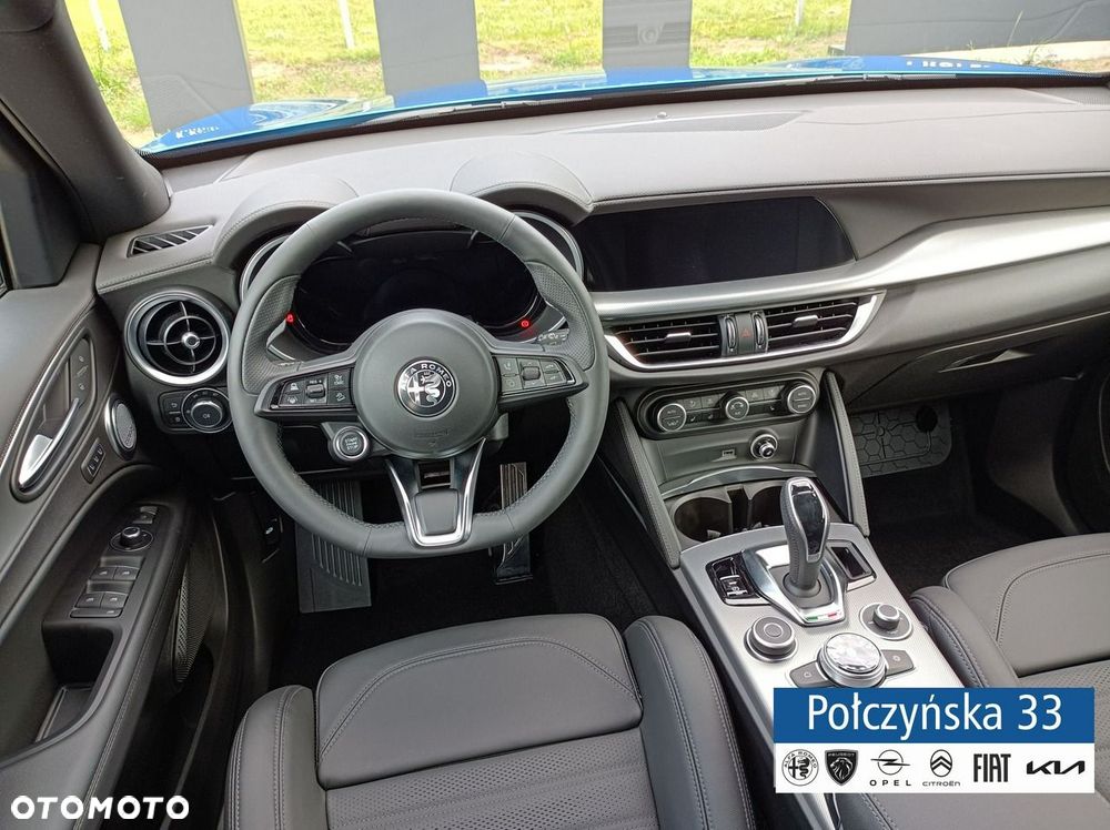Alfa Romeo Stelvio - 17