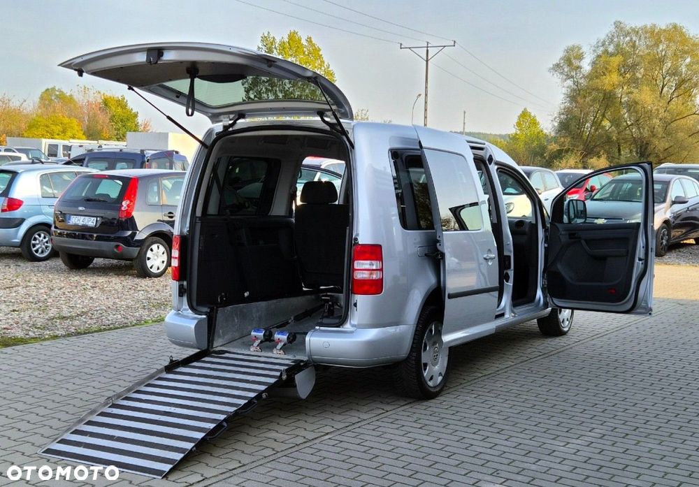 Volkswagen Caddy 2011