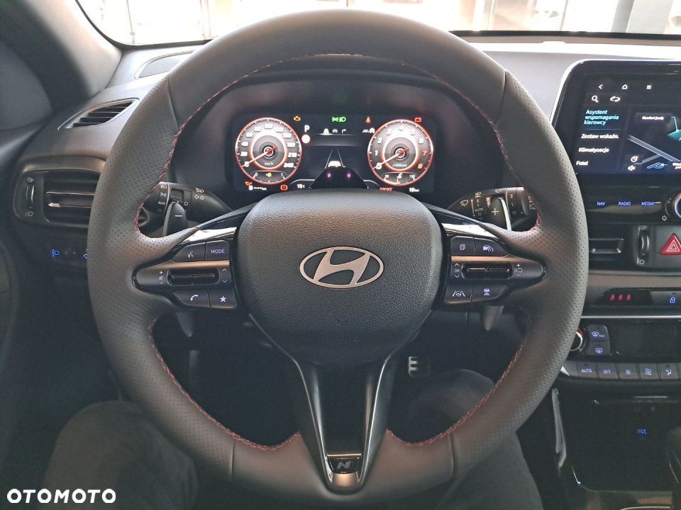 Hyundai i30 - 24