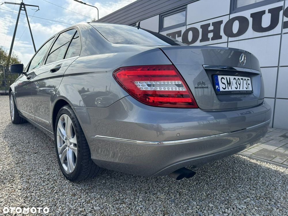 Mercedes-Benz Klasa C 180 BlueEFFICIENCY Avantgarde - 10