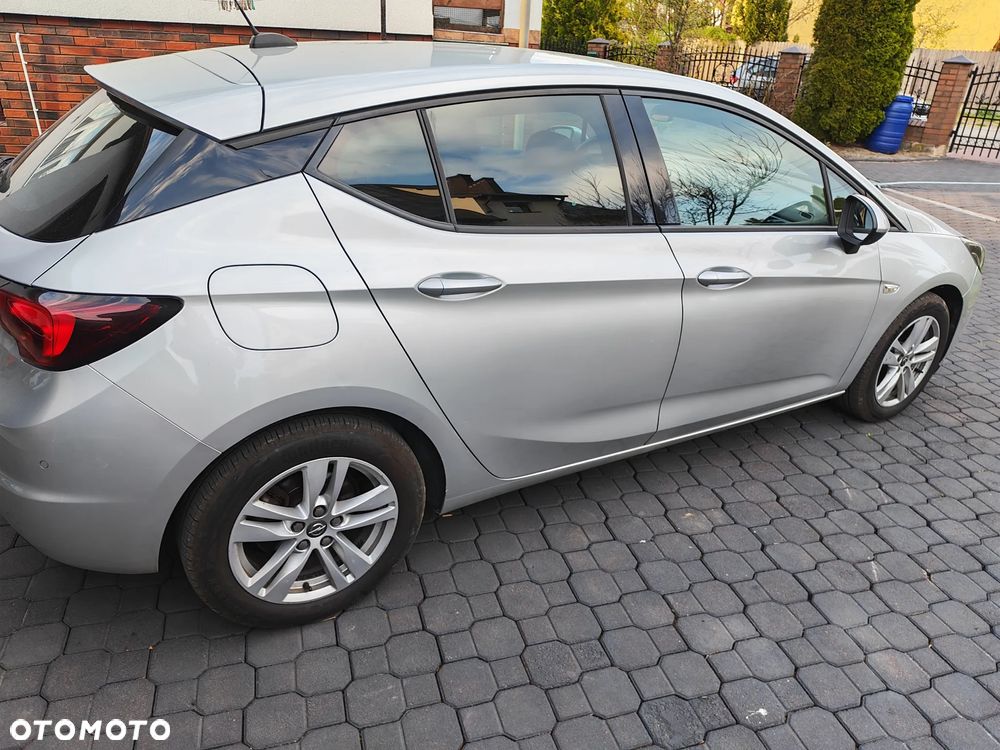 Opel Astra 1.4 T Dynamic - 9