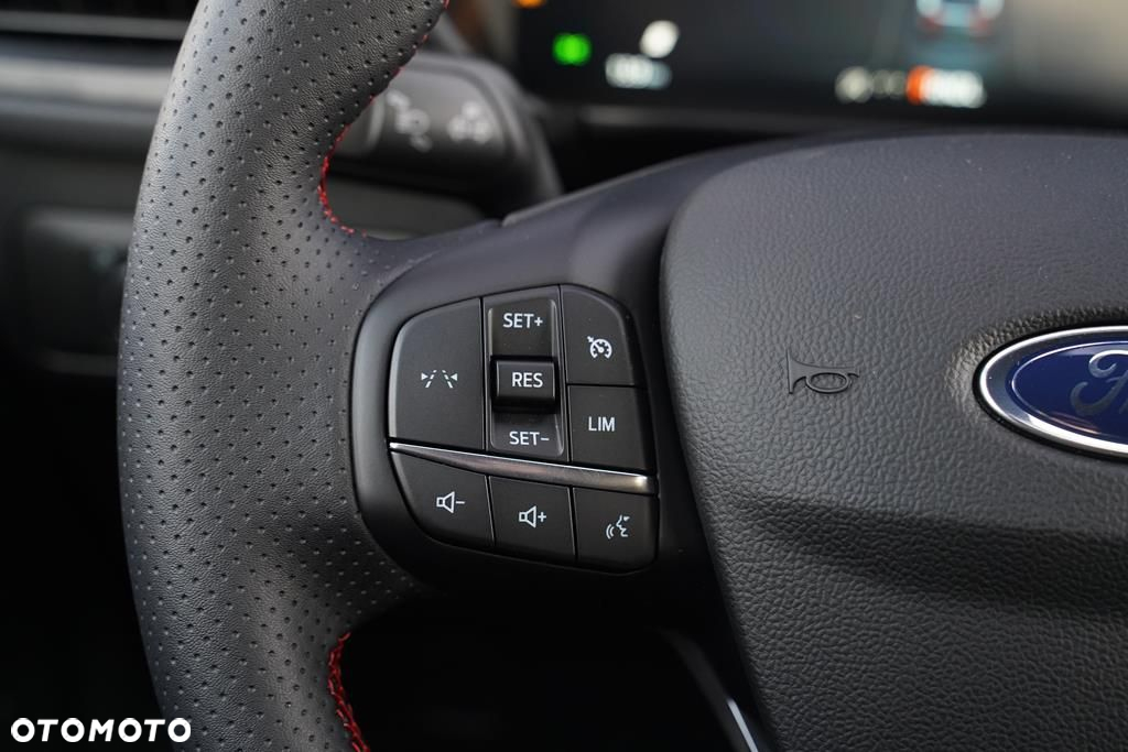 Ford Kuga 2.5 FHEV FWD ST-Line eCVT - 15