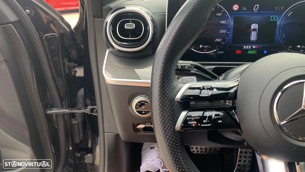 Mercedes-Benz C 300 e AMG Line - 10