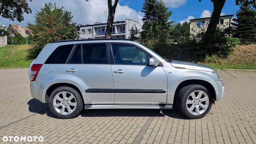 Suzuki Grand Vitara - 2