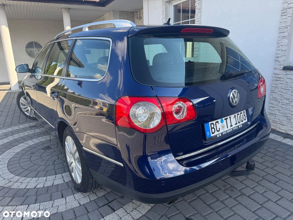 Volkswagen Passat 1.6 FSI Comfortline - 4