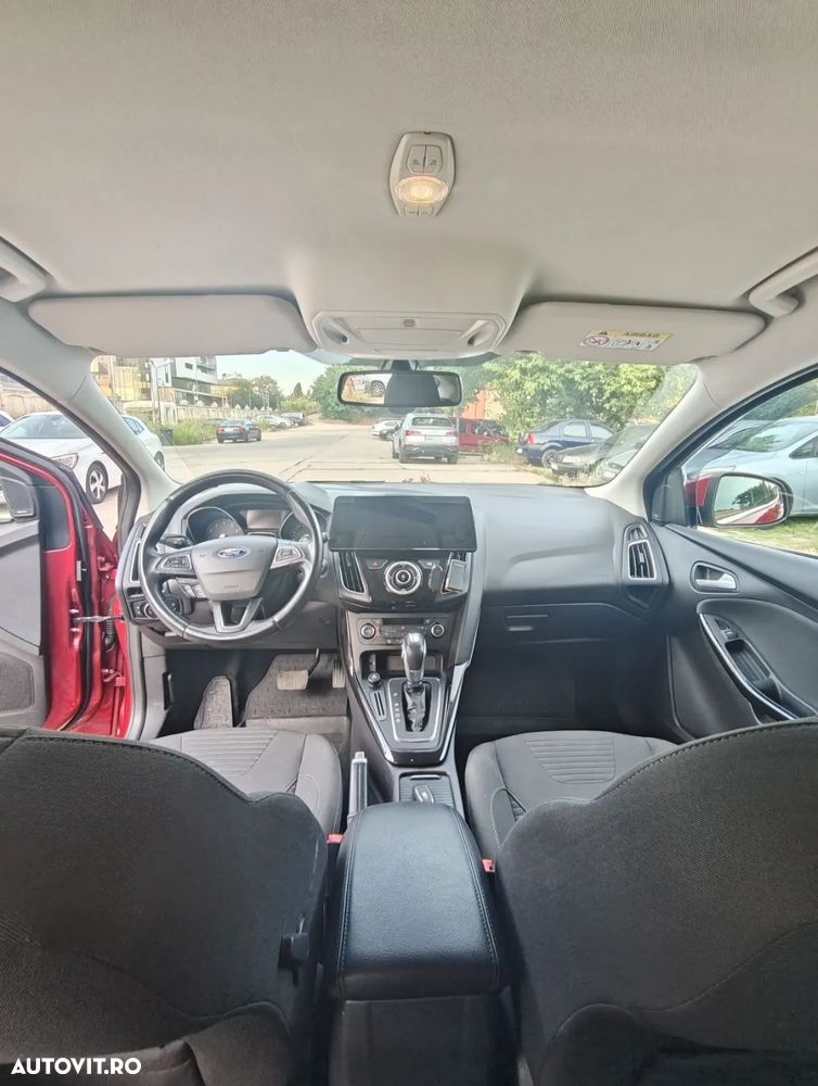 Ford Focus 1.6 TI-VCT Powershift Titanium - 6