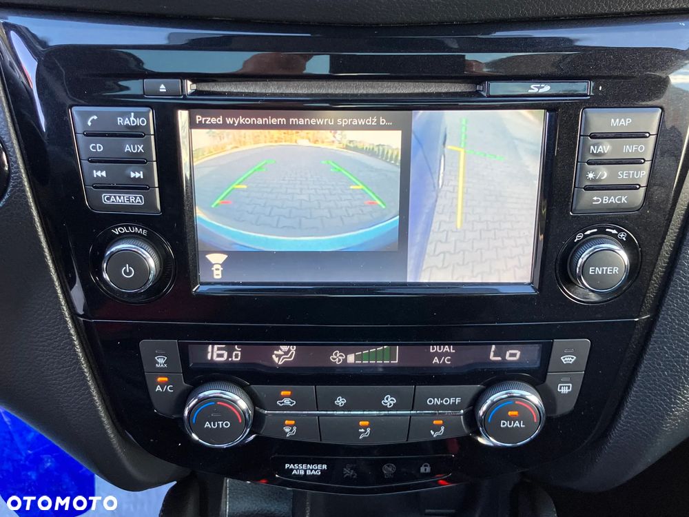 Nissan Qashqai 1.2 DIG-T N-Connecta EU6 - 27